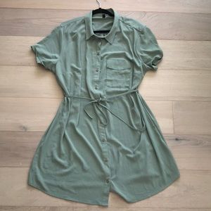 H&M button down dress